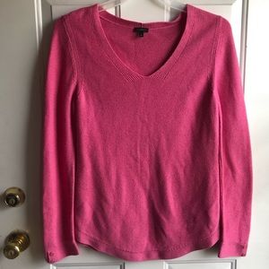 Talbots women’s magenta scoop/v-neck sweater size M